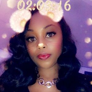 Meet your Posher, Whitney